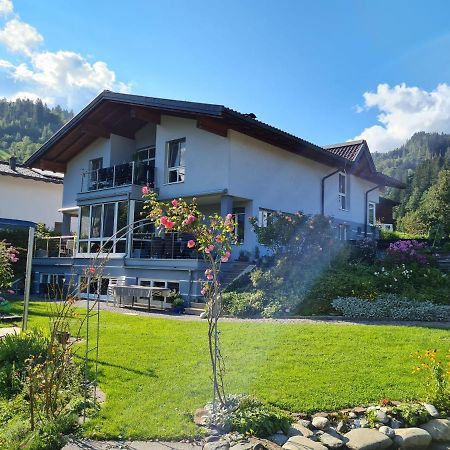Apartment Familie Gruenauer Sankt Johann im Pongau Bagian luar foto